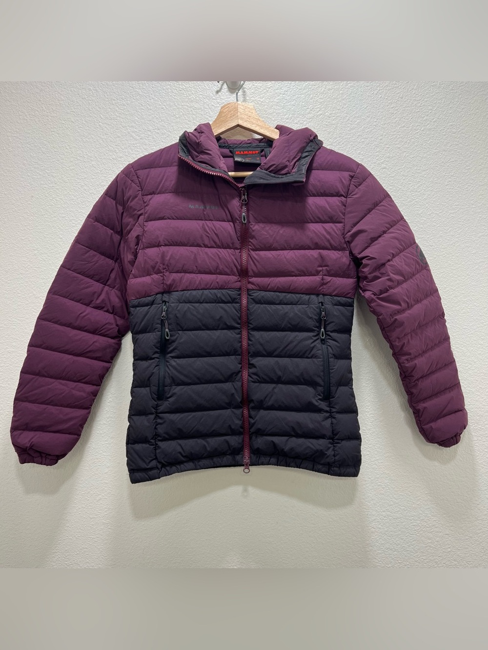 Mammut Celeno 750+ Down Puffer Jacket Women’s XS Winter Athleisure